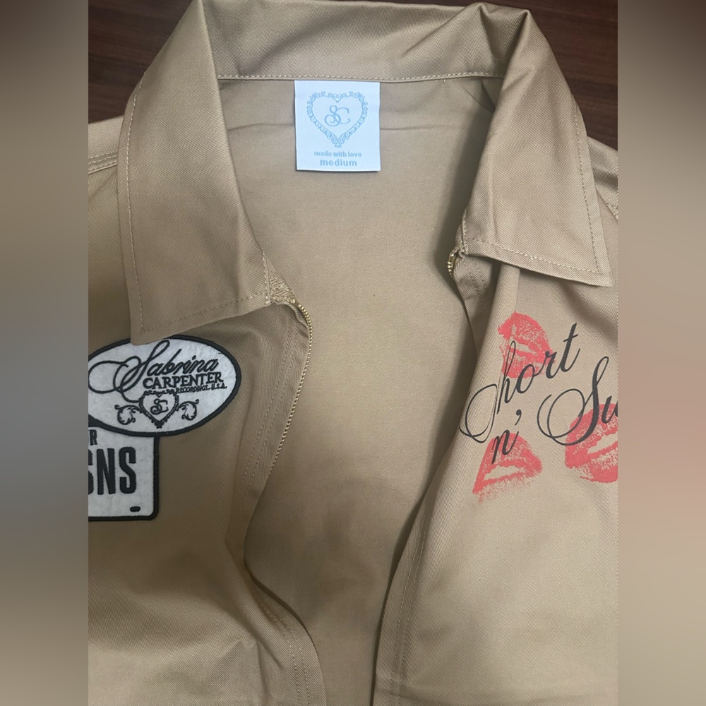 NWOT Sabrina Carpenter VIP EXCLUSIVE Short N’ Sweet SNS Tour Jacket